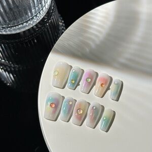 Press-on nails rainbow pastel dot